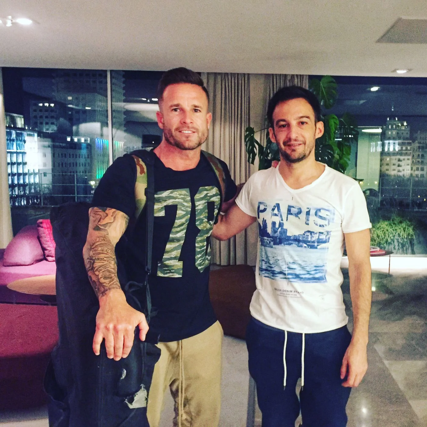 Iván Del Toro junto a Alejandro Amenábar